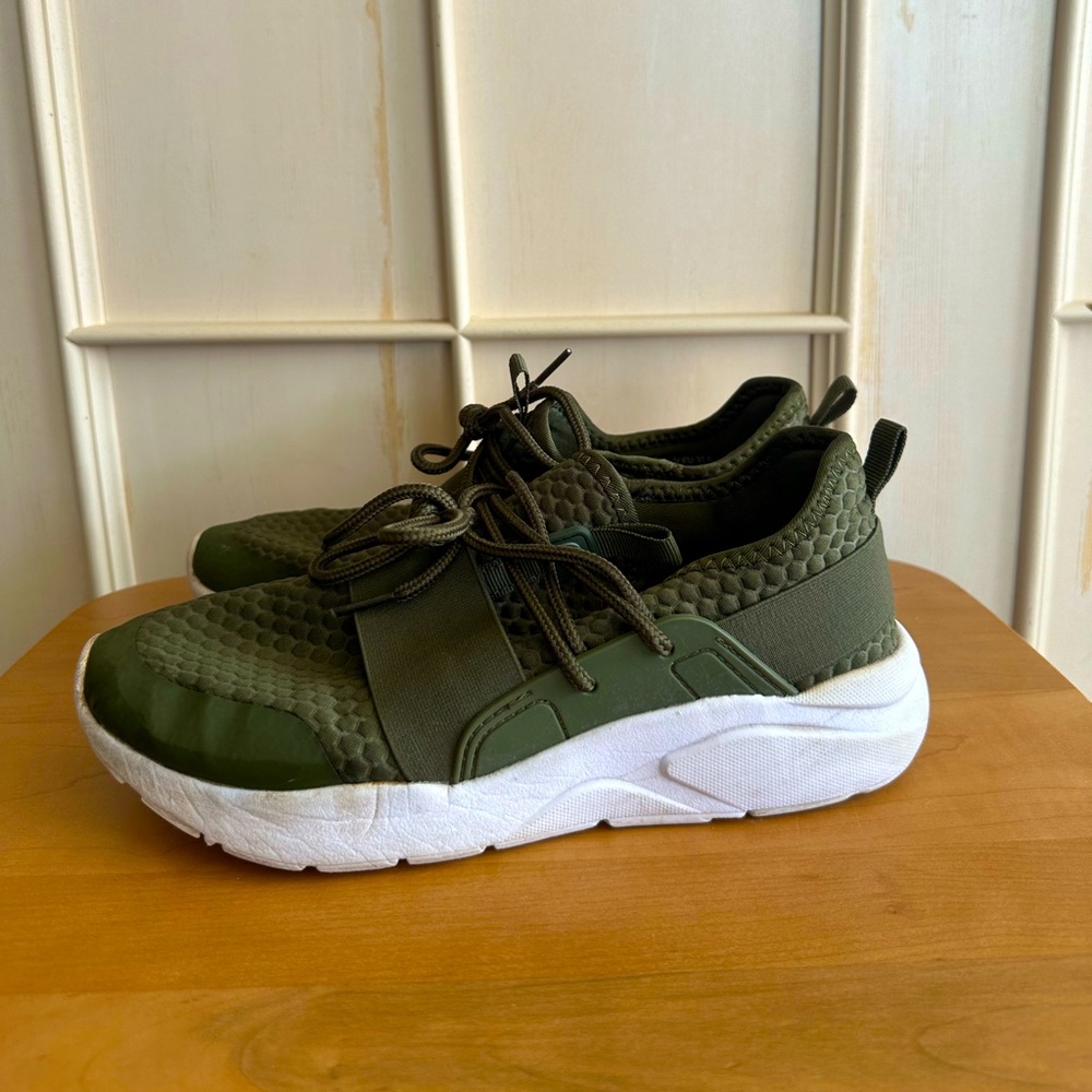 Fabletics Sneakers - image 2